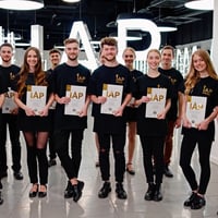 título oficial de peluqueria